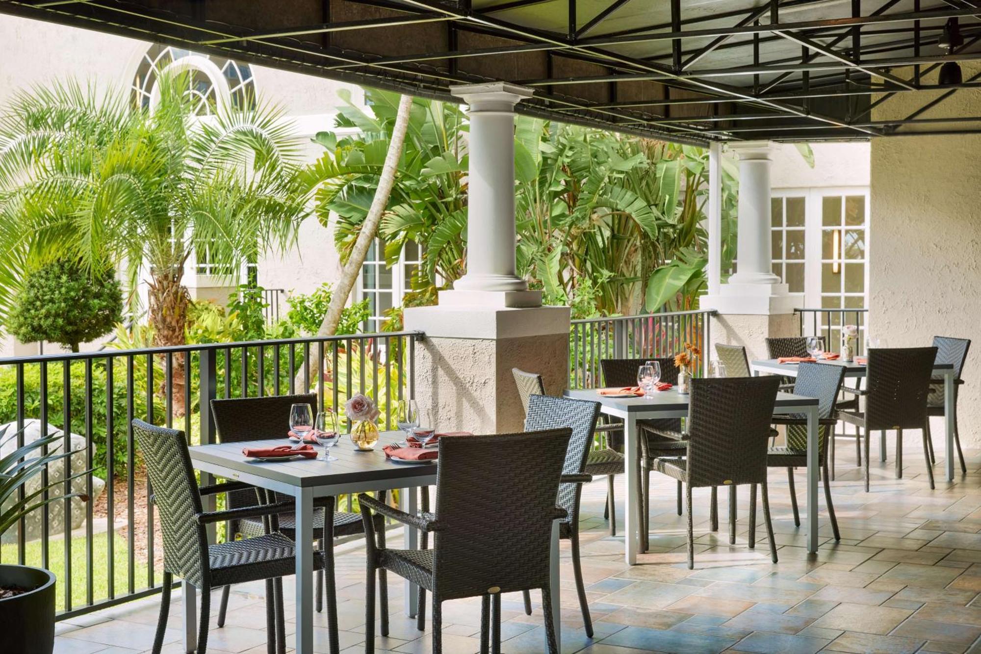 The Terrace Hotel Lakeland, Tapestry Collection By Hilton Dış mekan fotoğraf